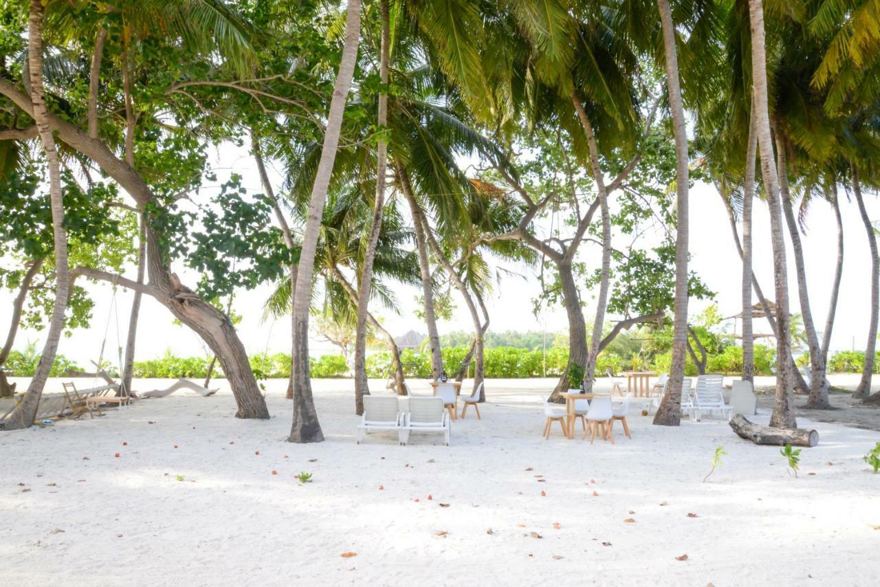 Portia Hotel & Spa Dhiffushi Exteriör bild