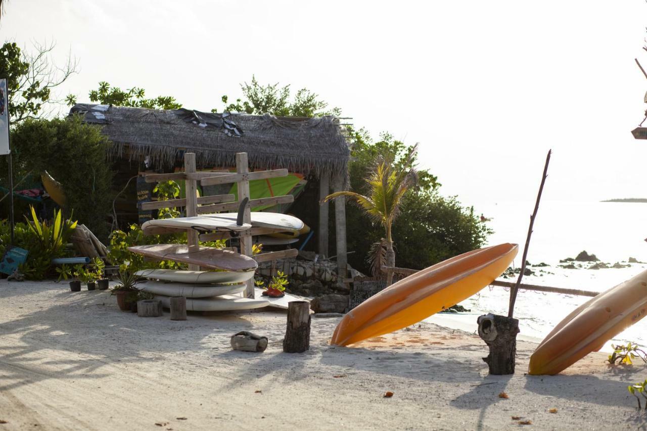 Portia Hotel & Spa Dhiffushi Exteriör bild