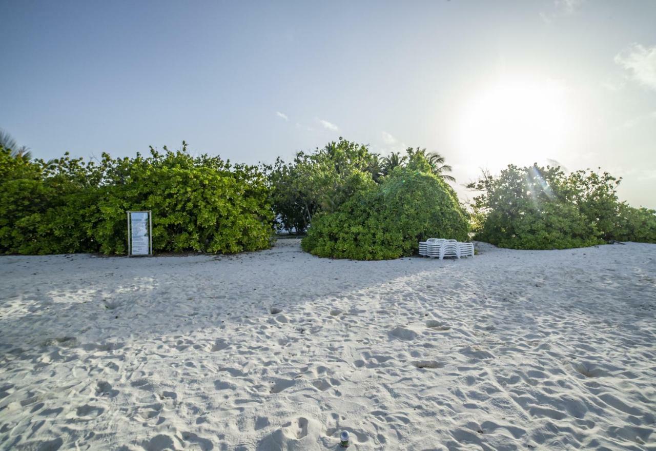 Portia Hotel & Spa Dhiffushi Exteriör bild